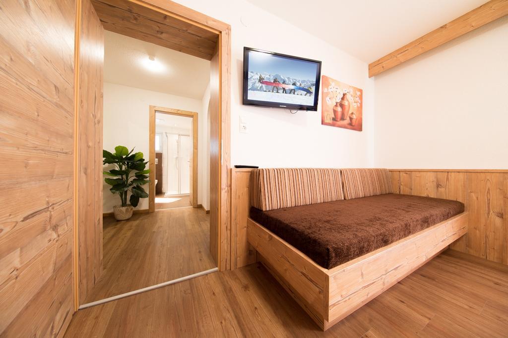 Gaestehaus Falkner Ignaz Solden Ruang foto